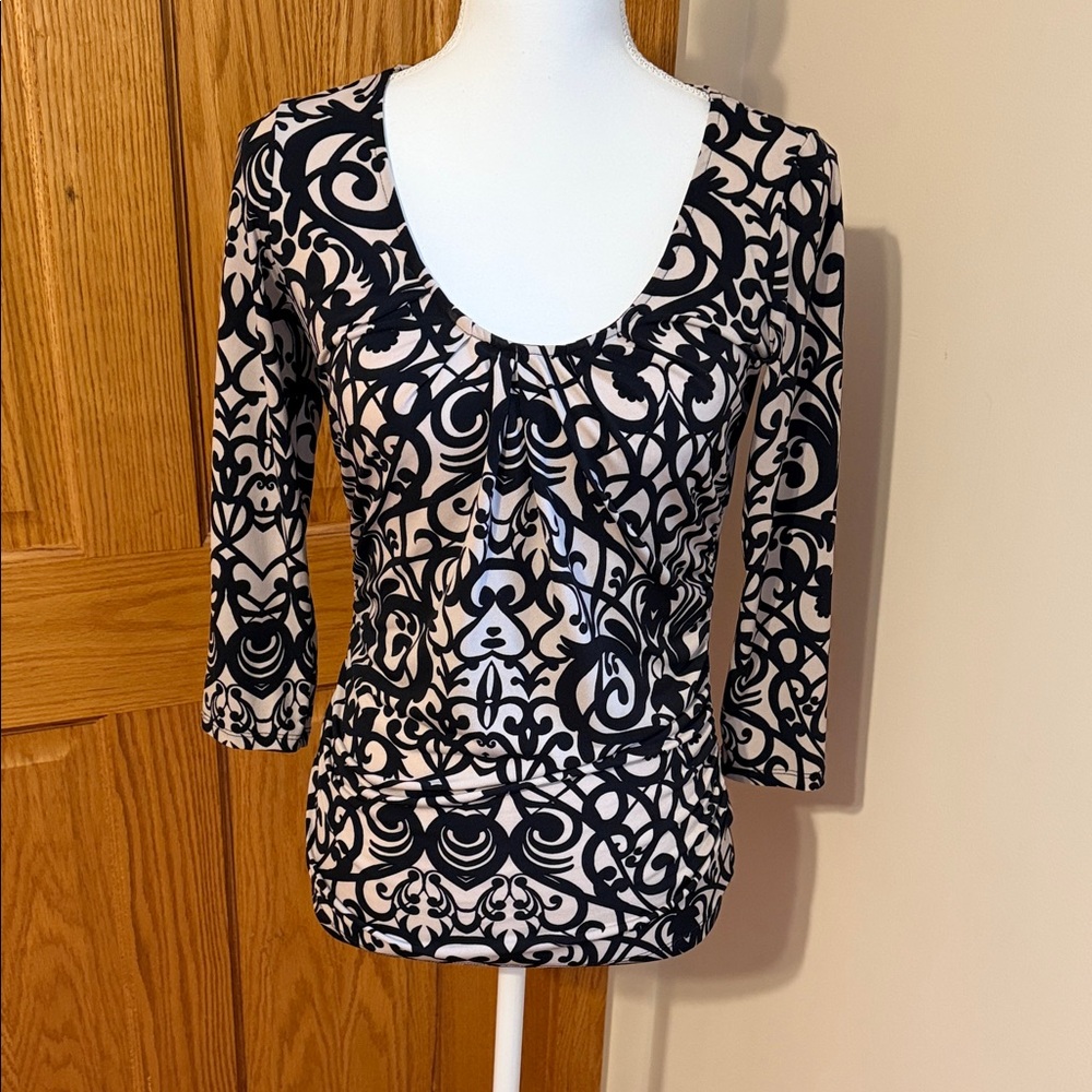 New York & Company Black and Cream Patterned Blouse